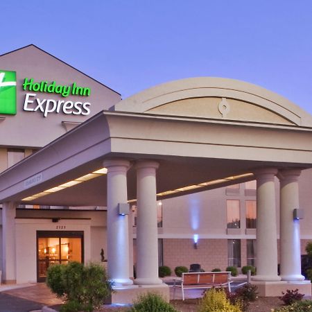 Holiday Inn Express Danville By Ihg Eksteriør bilde