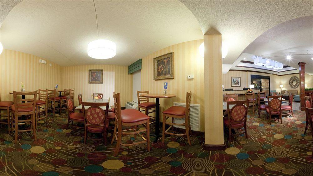 Holiday Inn Express Danville By Ihg Eksteriør bilde