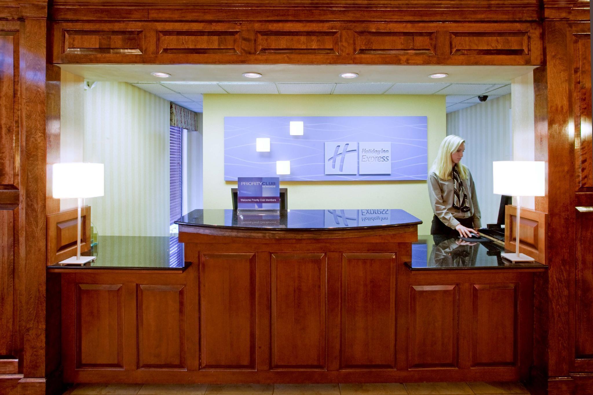 Holiday Inn Express Danville By Ihg Eksteriør bilde