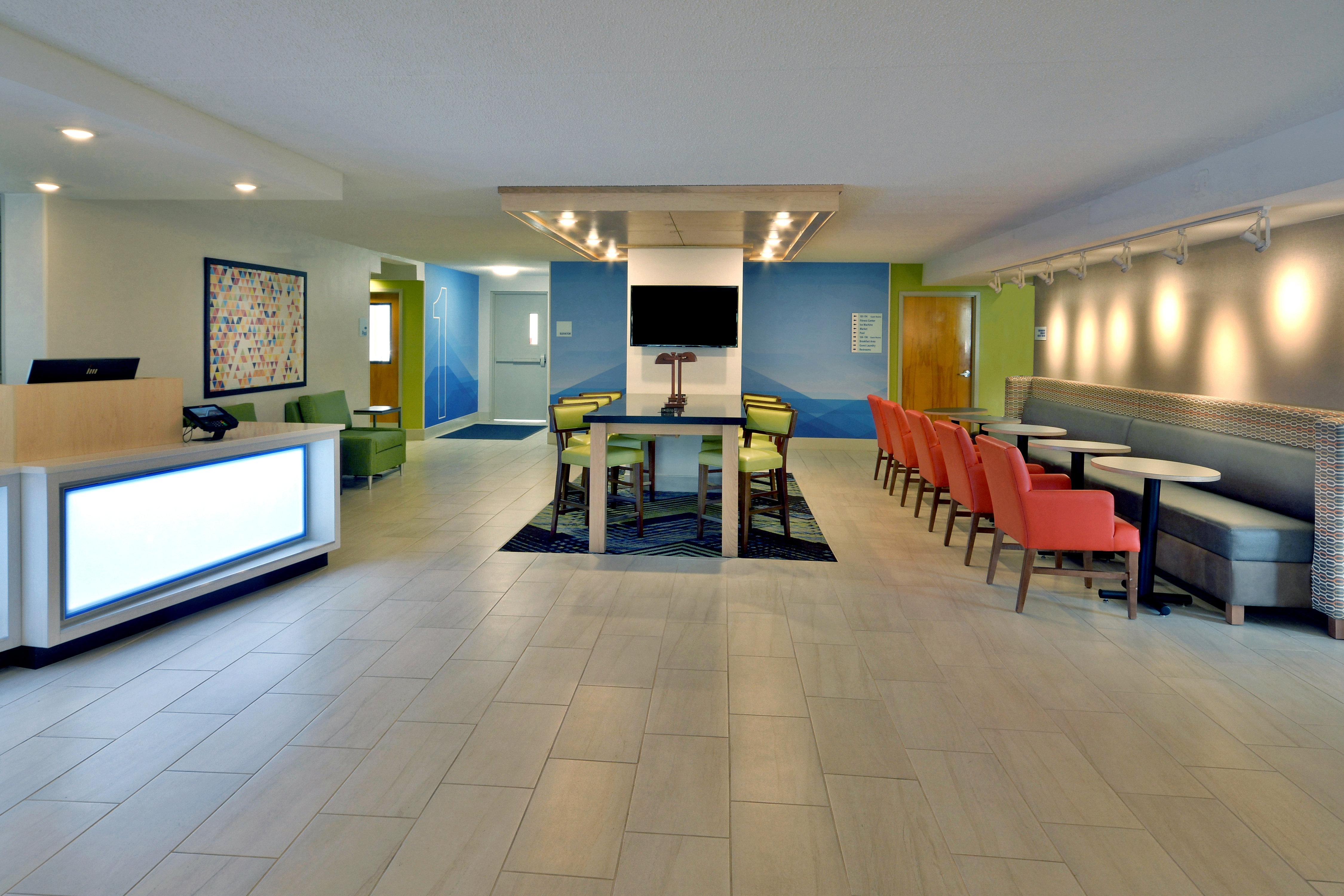 Holiday Inn Express Danville By Ihg Eksteriør bilde