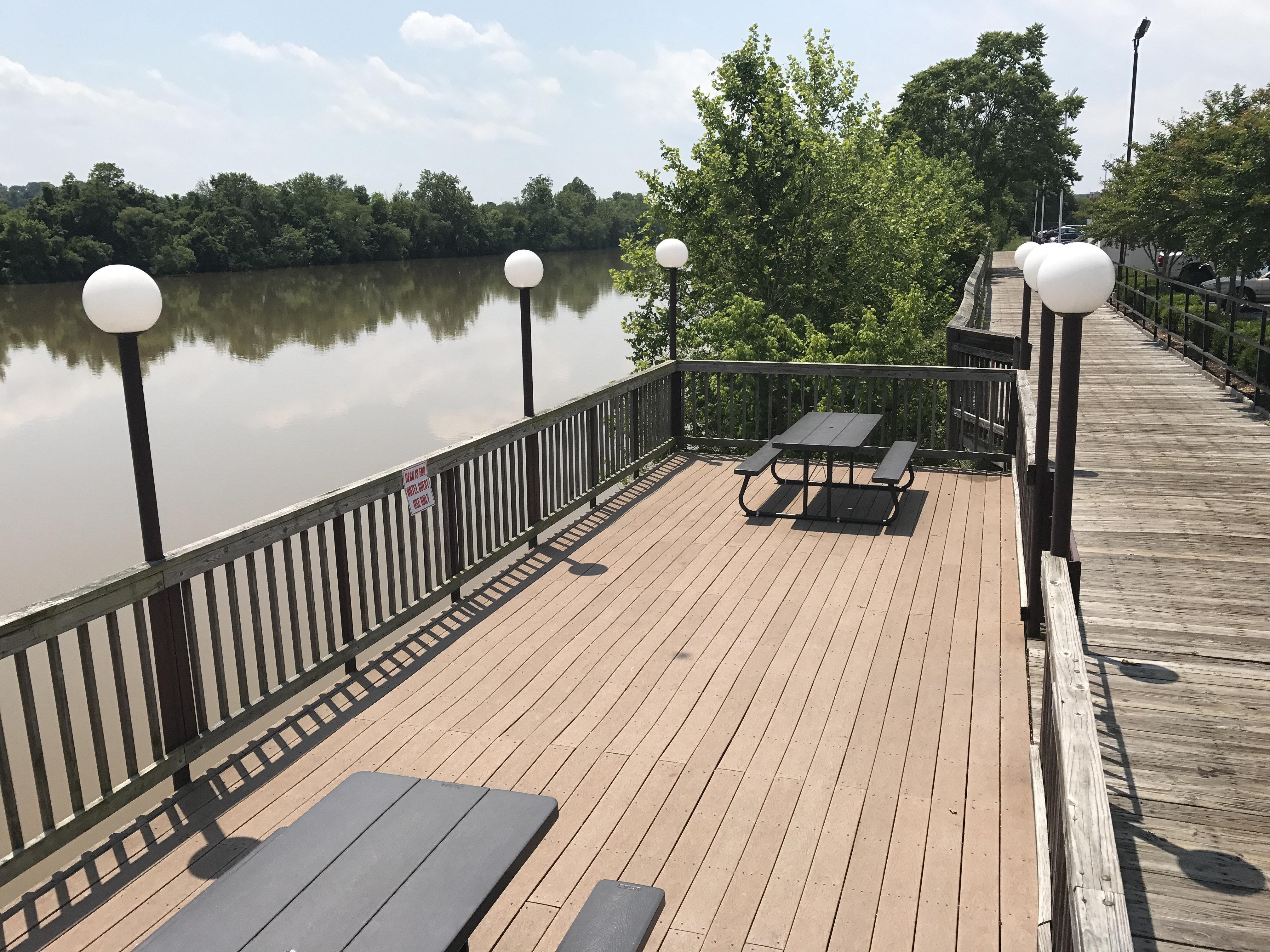 Holiday Inn Express Danville By Ihg Eksteriør bilde