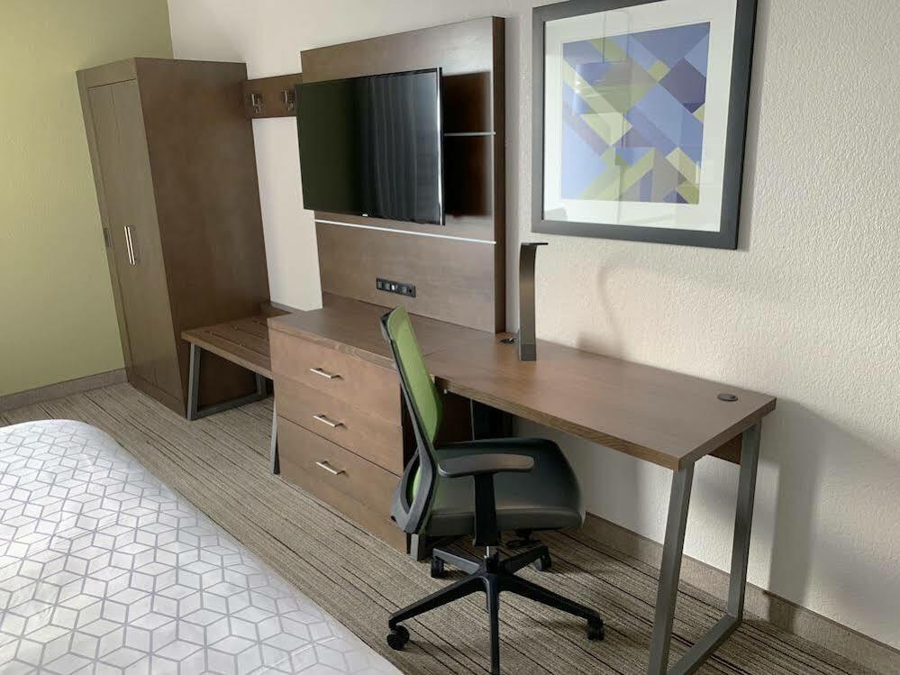 Holiday Inn Express Danville By Ihg Eksteriør bilde